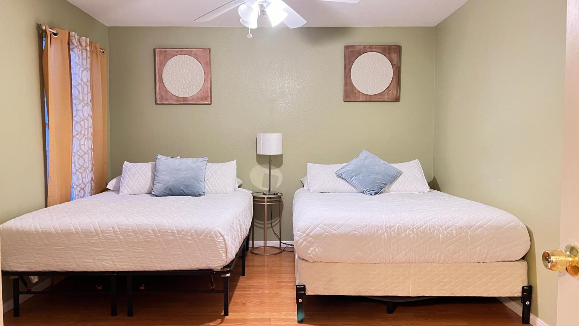 Grant'S Family Home, Sleeps 16 Guests 拉斯维加斯 外观 照片
